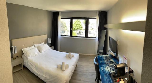 Hotel Dupleix - Hyper Centre - Parking Et Garage Gratuit Quimper